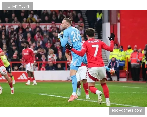 诺丁汉森林控球能力显著提升，战斗力增强引关注